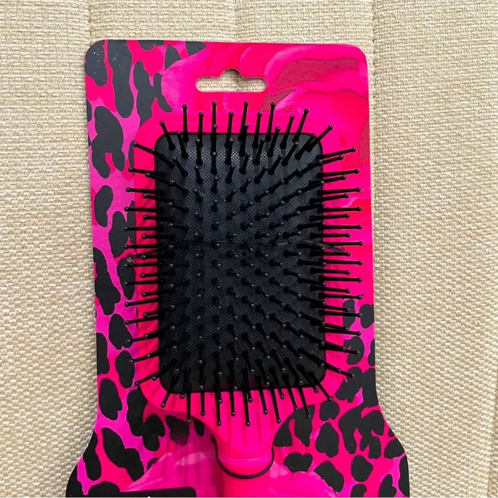 Betsey Johnson betsey johnson